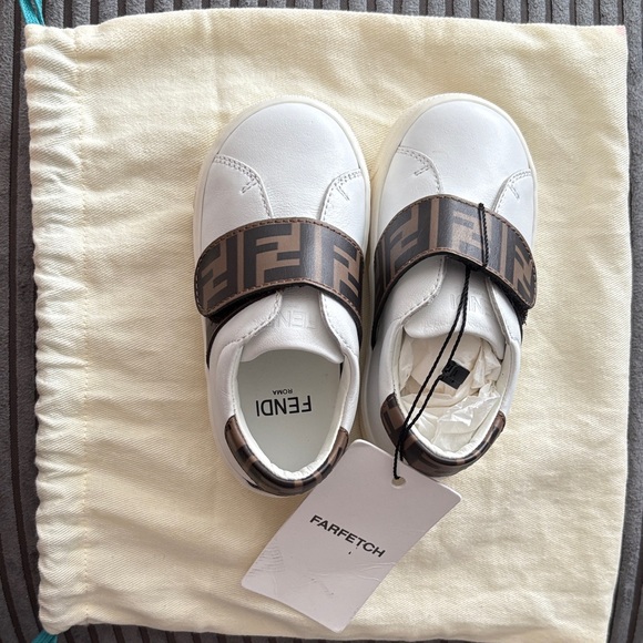 Fendi Other - Fendi Kids Sneakers in White with Brown Accents